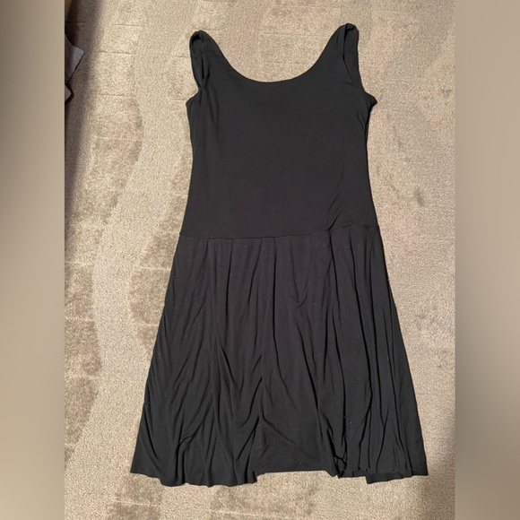 GAP Stretch Plain Solid Black Mock Wrap Wide Strap Tank Midi Dress Flowy Flares - Picture 2 of 9